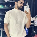 Short-Sleeved Mock Turtleneck T-Shirt (White)