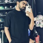 Short-Sleeved Mock Turtleneck T-Shirt (Black)