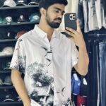 Short-Sleeves Monoshade Shirt (White)