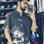 Short-Sleeves Monoshade Shirt (Black)