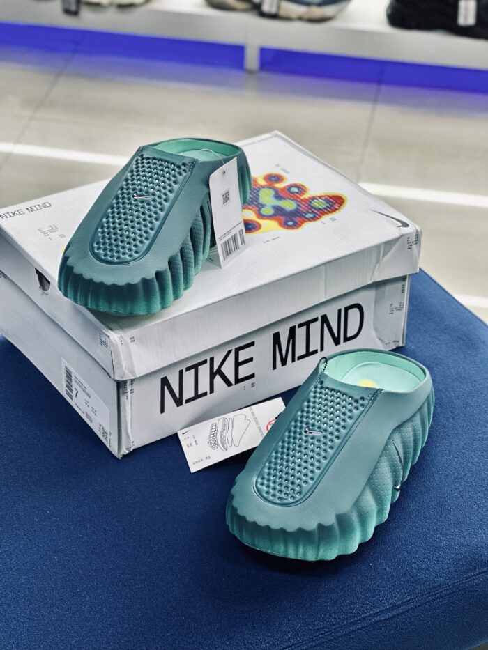 Nike Mind 001 perforated mules - Image 5