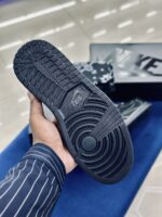 Air Jordan 1 Retro Low OG SP Travis Scott Black Phantom - Image 4