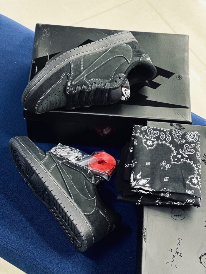 Air Jordan 1 Retro Low OG SP Travis Scott Black Phantom - Image 6