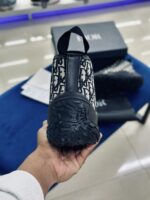 Dior B28 High Black Beige - Image 6