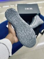 Dior B28 High Grey Beige - Image 5